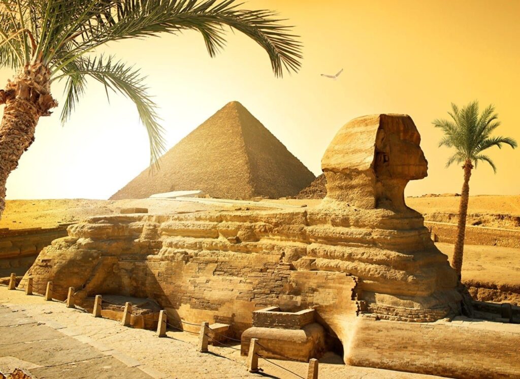 taxidi aigypto erhmo pyramides