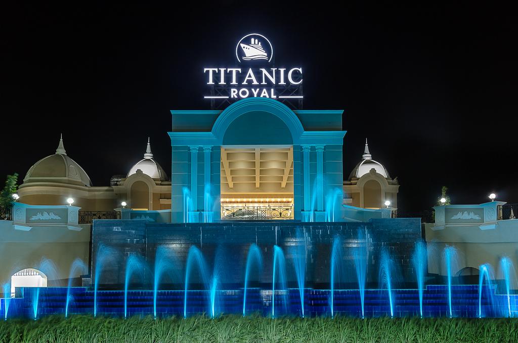 TITANIC