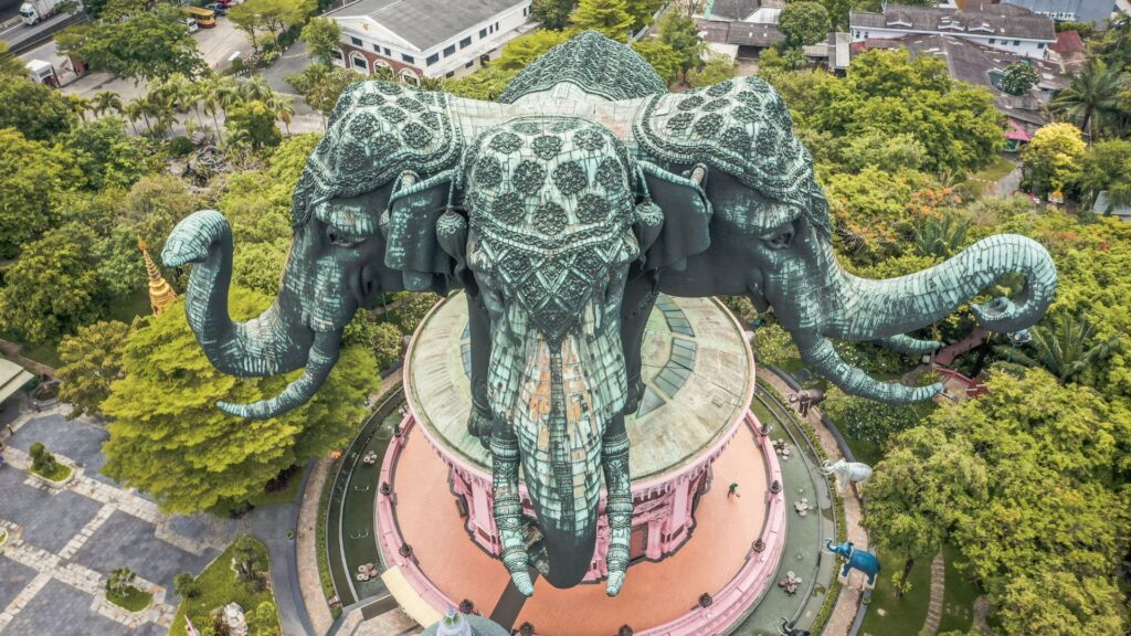 bangok statue
