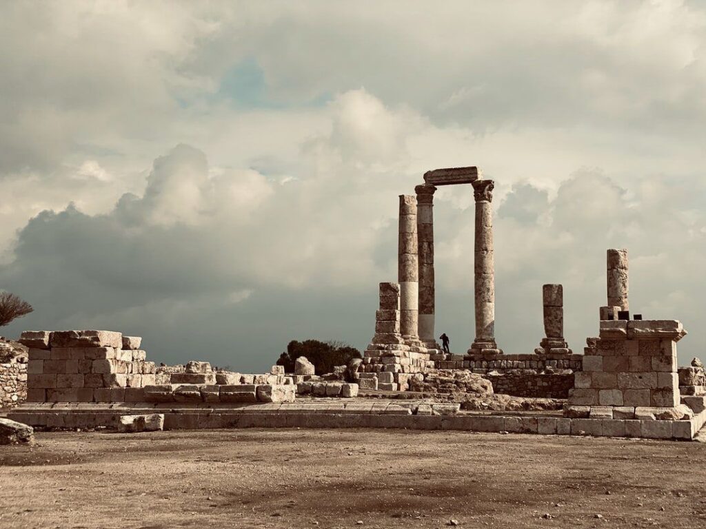 Οι κίονες του Ναού του Ηρακλή, Αμμάν