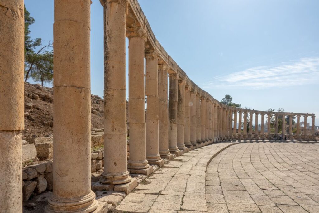 Ο ρωμαϊκός δρόμος με τις κιονοστοιχίες στη Γέρασα της Ιορδανίας